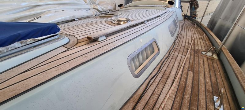 Camper & Nicholsons 35