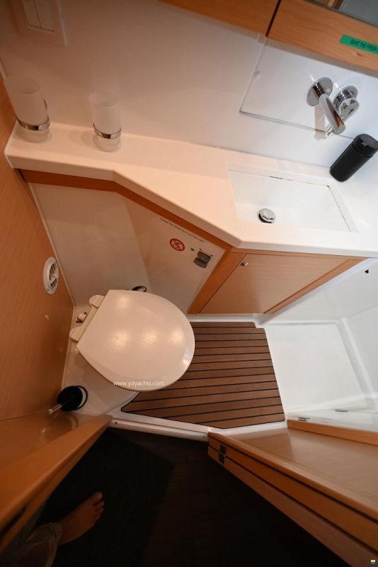 Lagoon 450 F