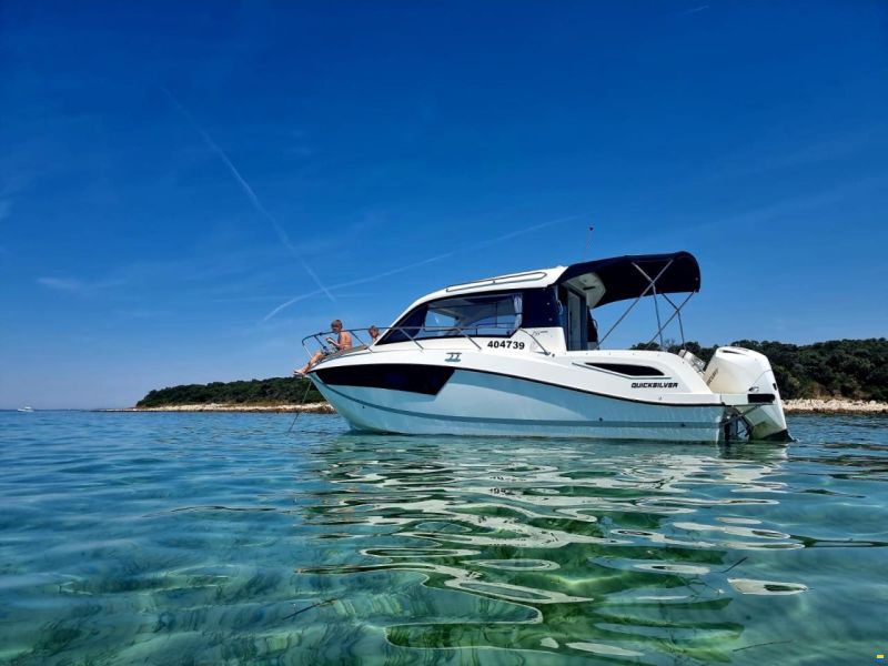 Quicksilver 755 Weekend