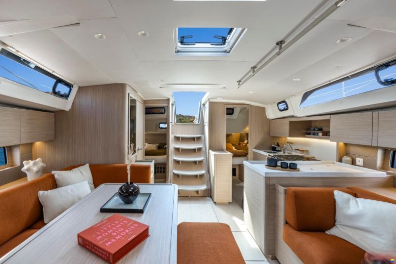 Beneteau Oceanis 47_ First line