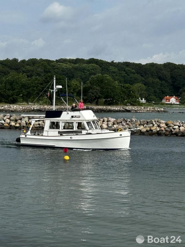 Grand Banks 32