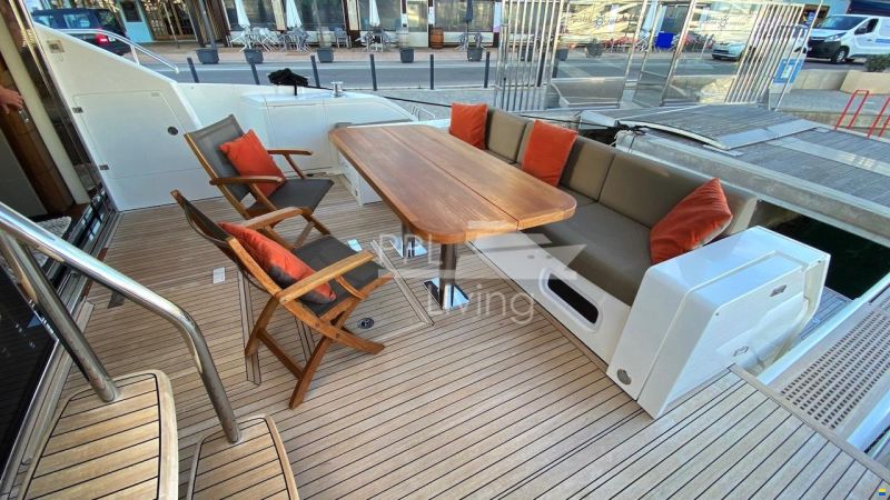 Fairline Squadron 65
