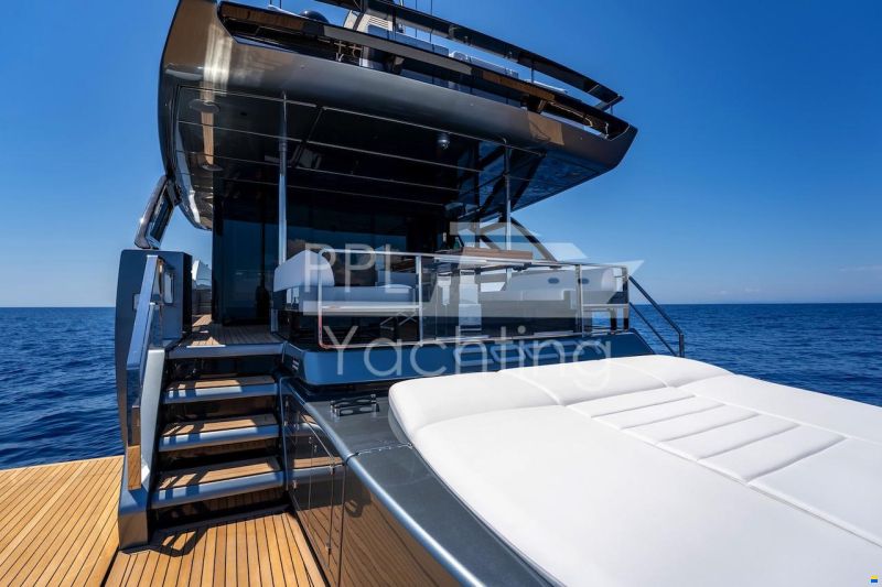 Riva Diva 82