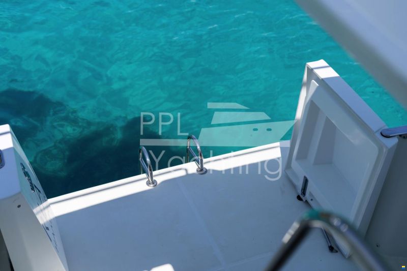 Beneteau Swift Trawler 35