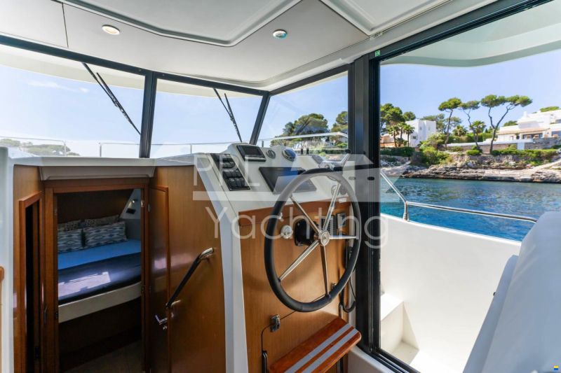 Beneteau Swift Trawler 35