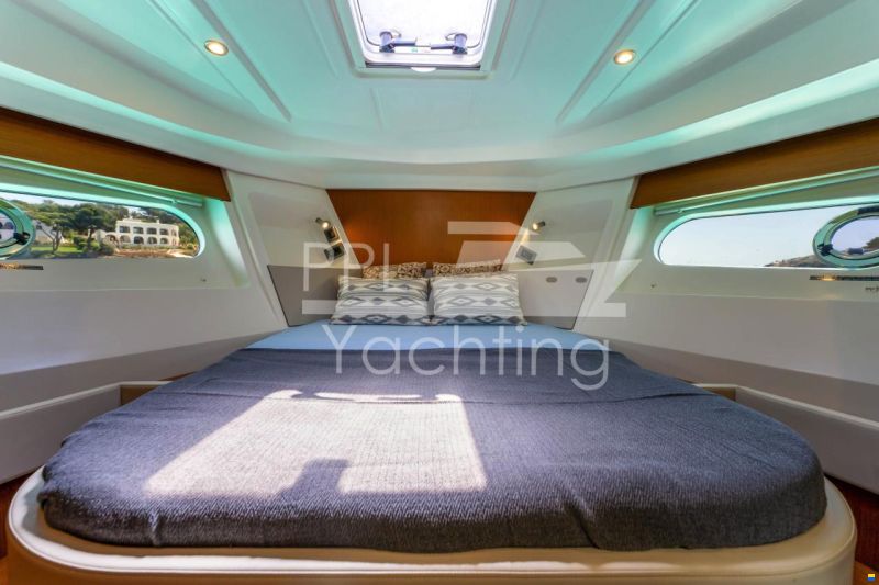 Beneteau Swift Trawler 35