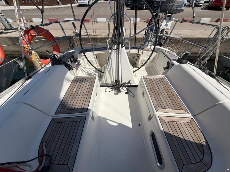 Dufour 34 Performance