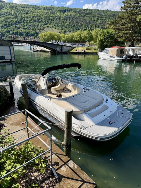 Rinker 226 Captiva BR