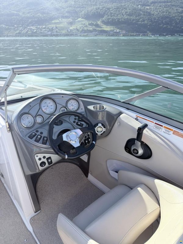 Rinker 226 Captiva BR XL