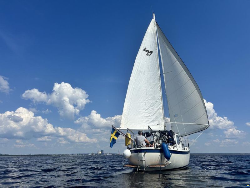 LM 27