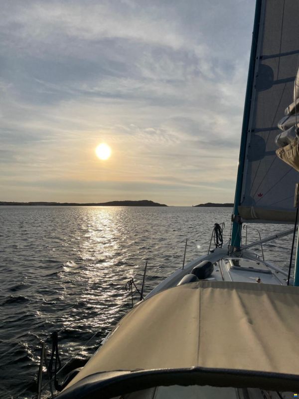 Freedom 35 Cat Ketch