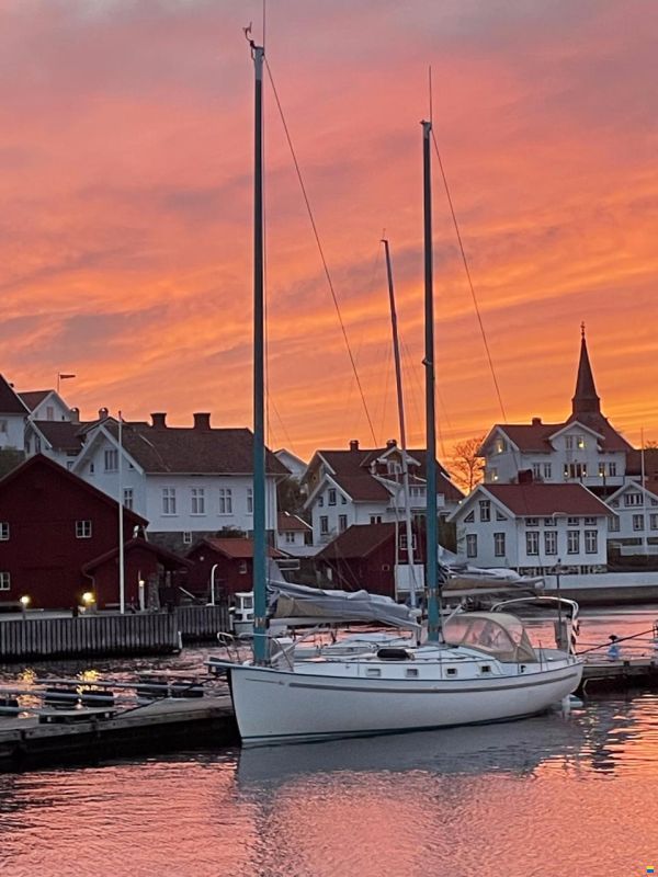 Freedom 35 Cat Ketch