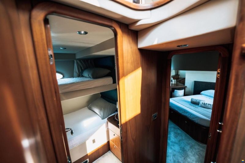Sunseeker Predator 52