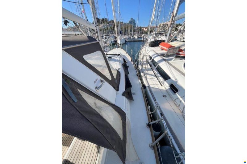 Beneteau Oceanis 38