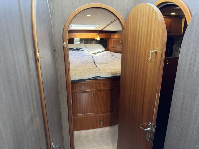 Galeon 380