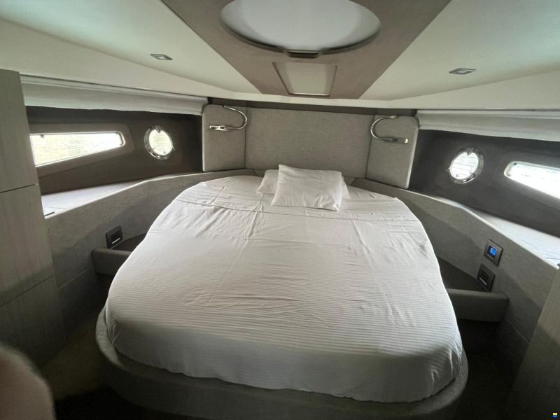 Cranchi 44 HT