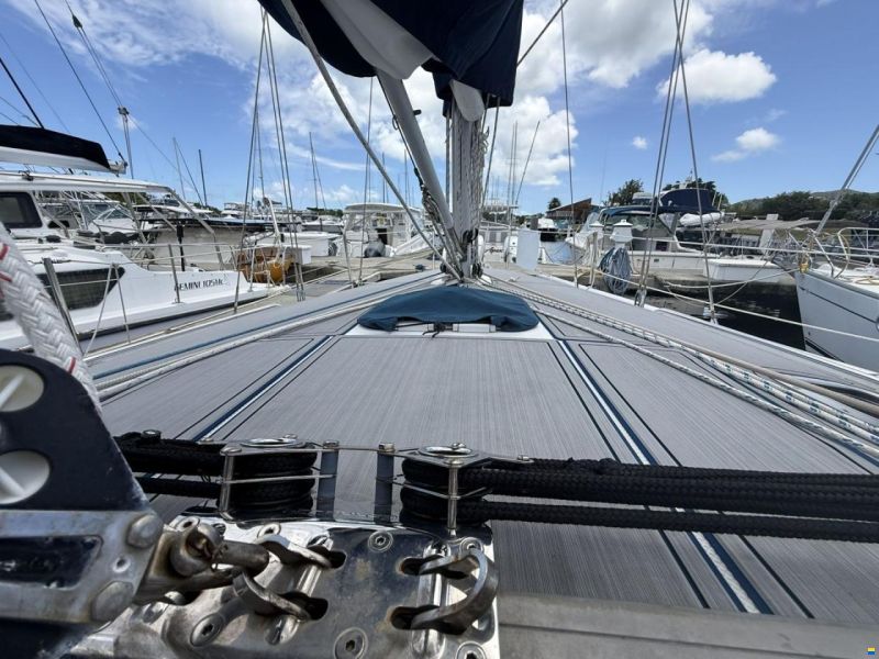 Catalina 320