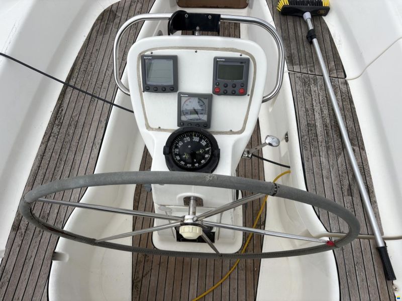 Bavaria Cruiser 32