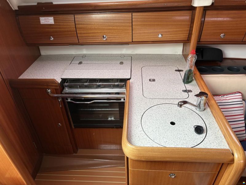 Bavaria Cruiser 32