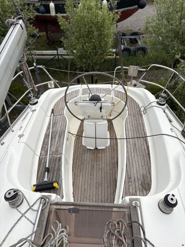 Bavaria Cruiser 32