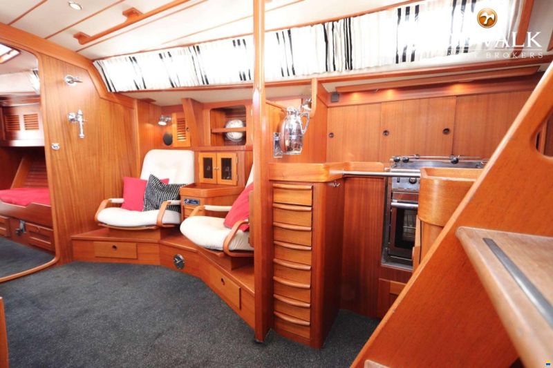 Hallberg-Rassy 45