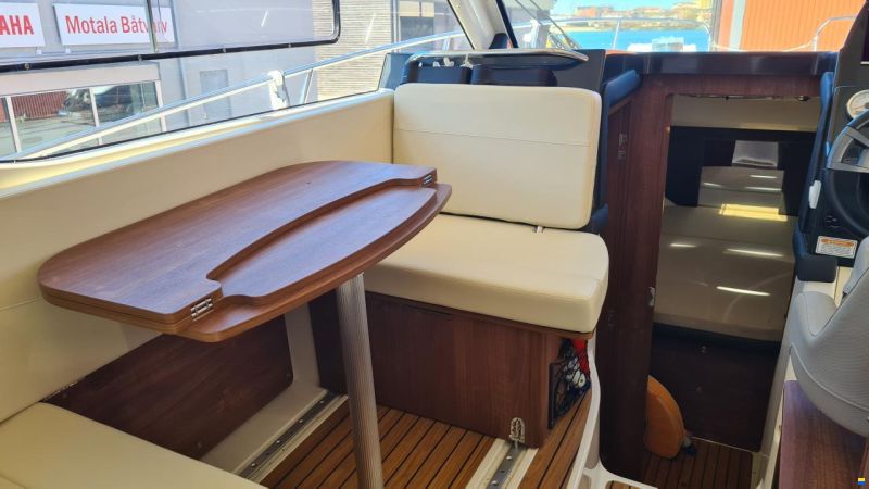 Quicksilver 855 Weekender