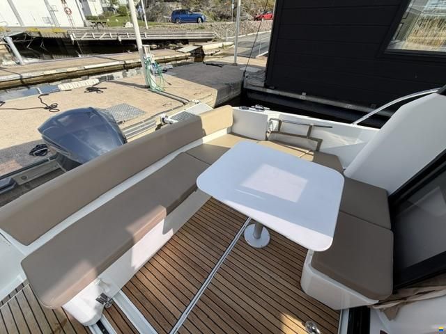 Jeanneau Merry Fisher 855