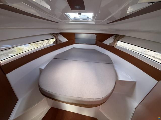Jeanneau Merry Fisher 855
