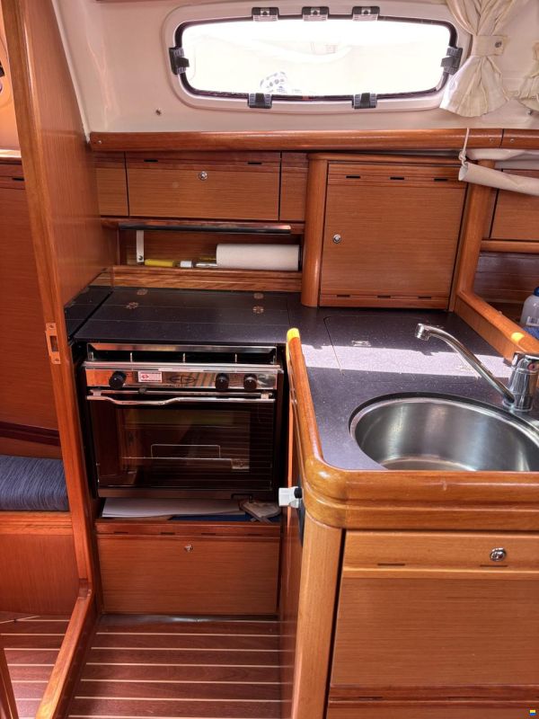Bavaria 31CR