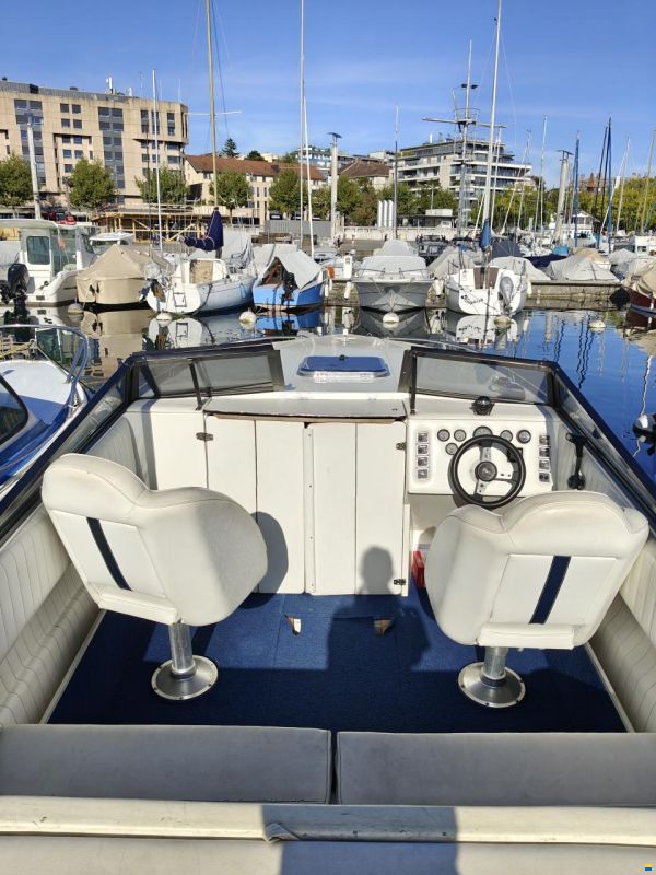 Saphire Schweizer Saphir 700 Offshore