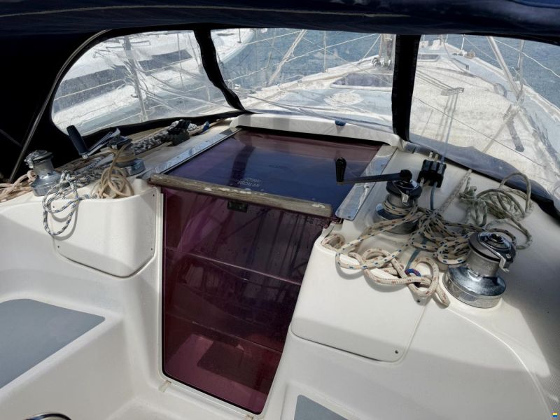 Hunter 356
