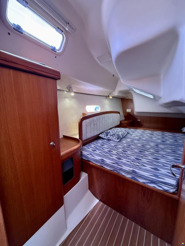 Hunter 356