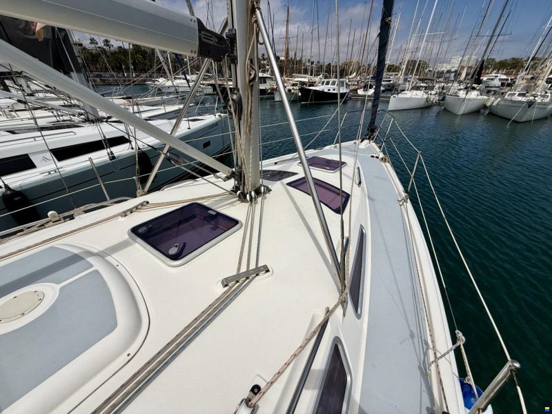 Hunter 356