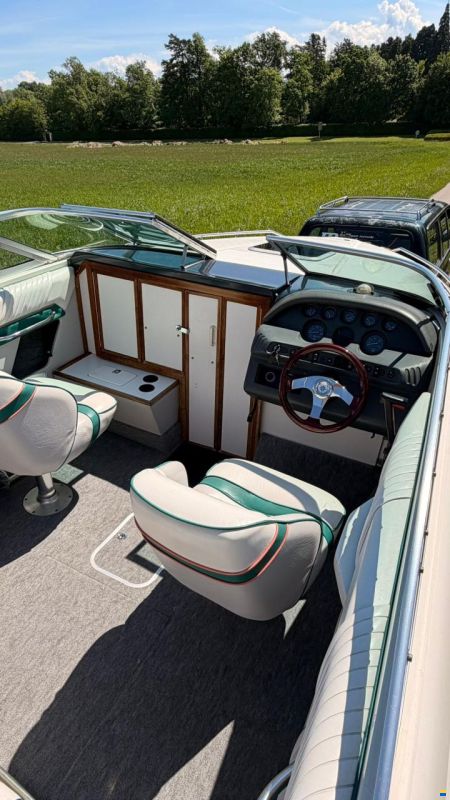Sea Ray 220 OV