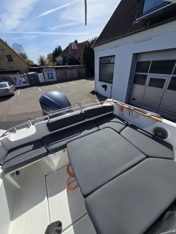 Beneteau Antares 7.50 HB