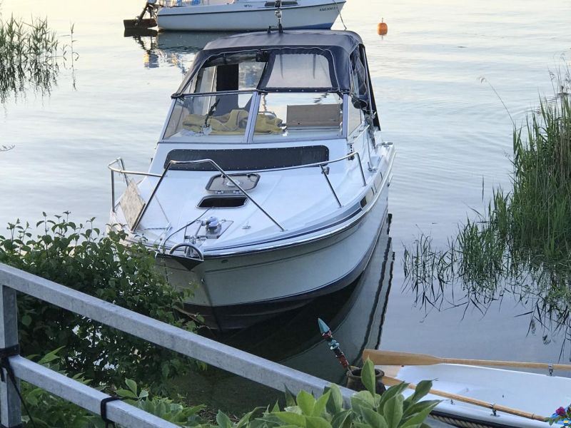 Fairline Carrera 24