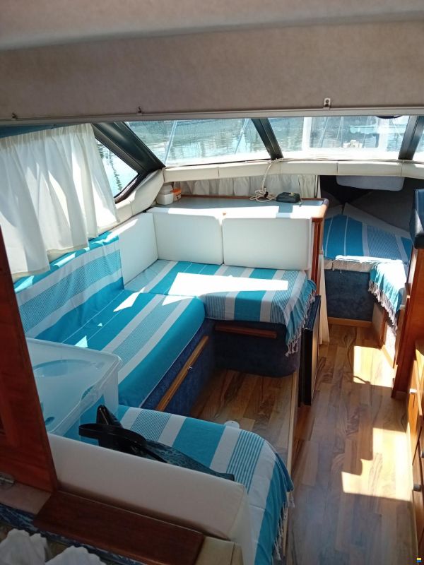Bayliner 2556 Fly
