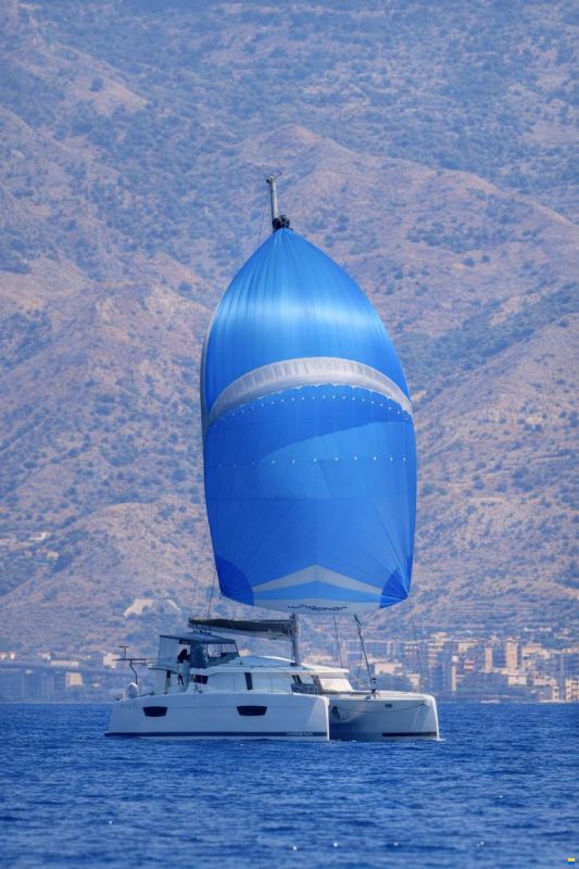 Fountaine Pajot Astrea 42