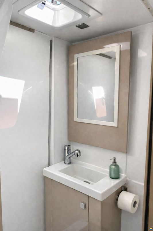 Fountaine Pajot Astrea 42