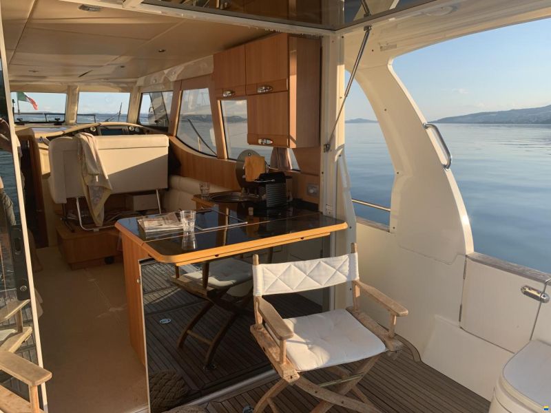 Greenline 33