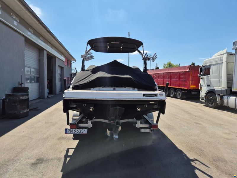 Chaparral 244 Sunesta Surf