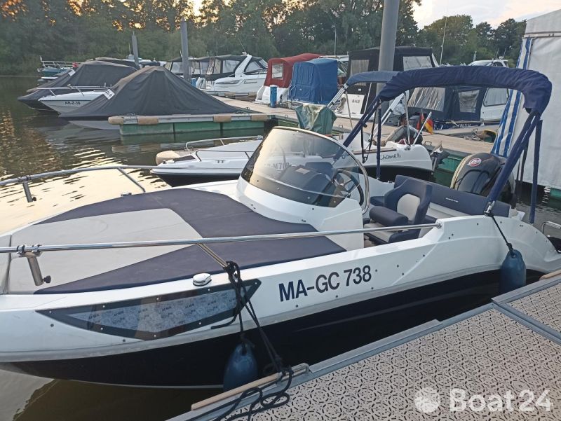 aGusto Banta 545 Sundeck