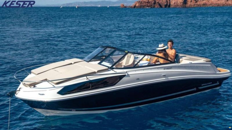 Bayliner VR6 CUDDY IB