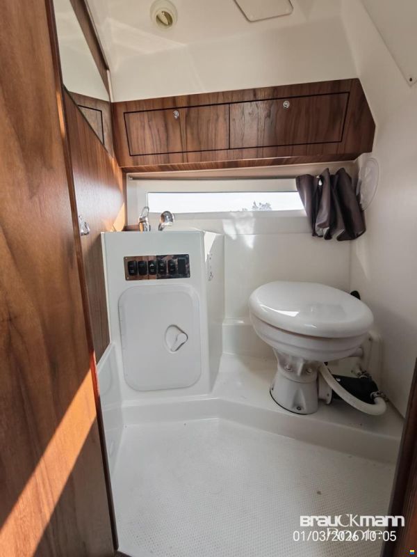 Parker Marine 790 Explorer