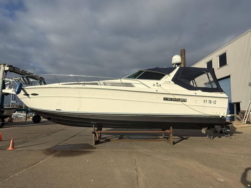 Sea Ray 400 Express Cruiser