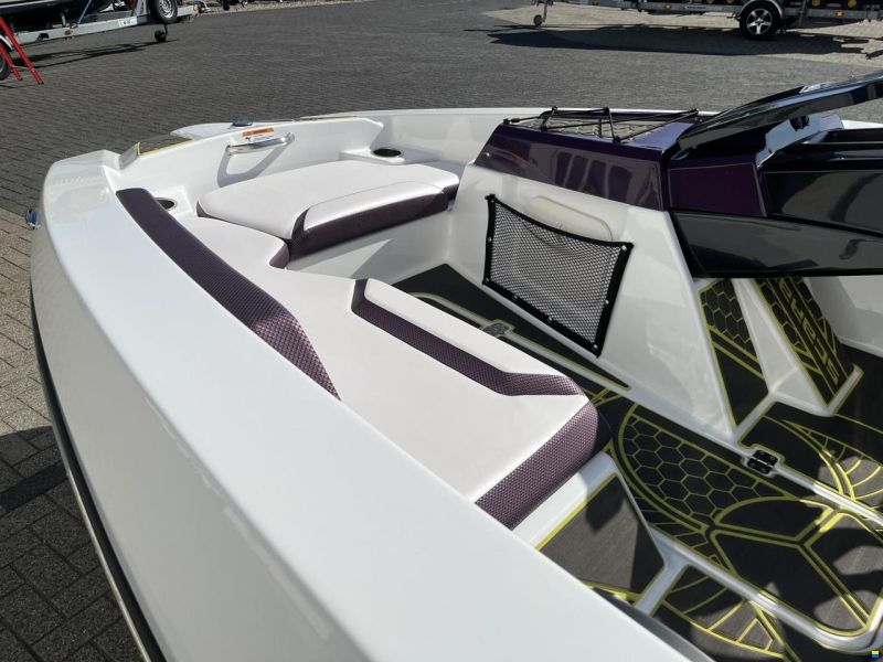 Scarab 165 ID