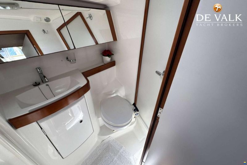 Beneteau Oceanis 40