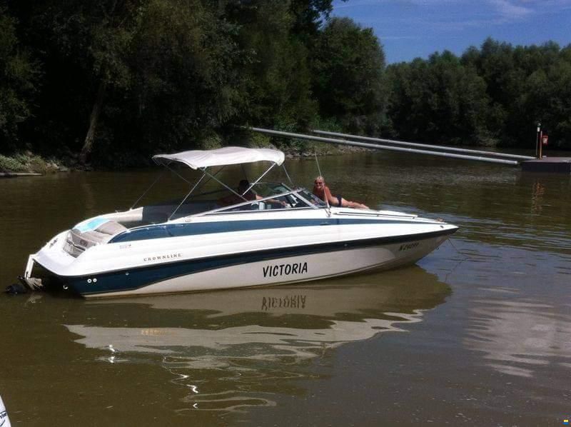 Crownline 266CCR