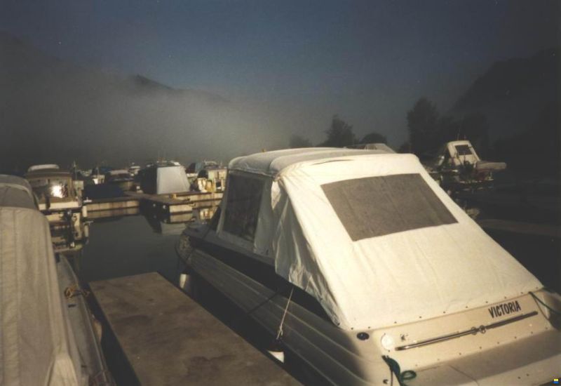 Crownline 266CCR