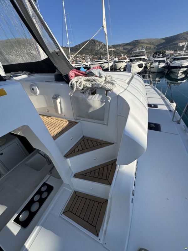 Lagoon 46